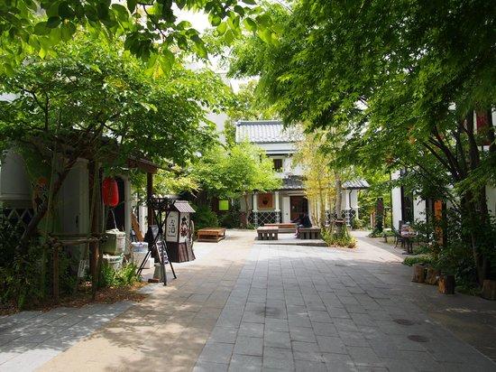 Patio Daimon Kuraniwa